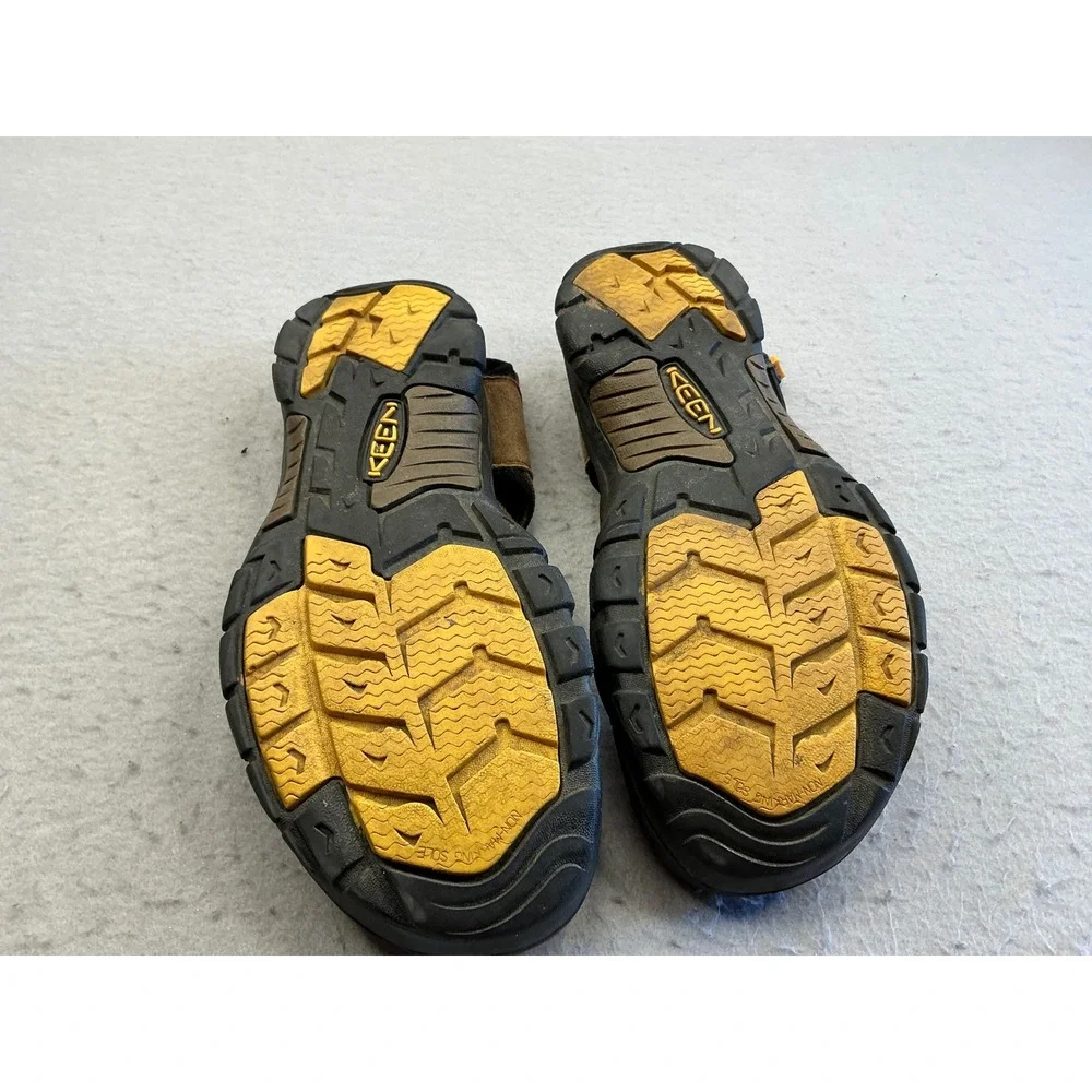 Keen preowned these